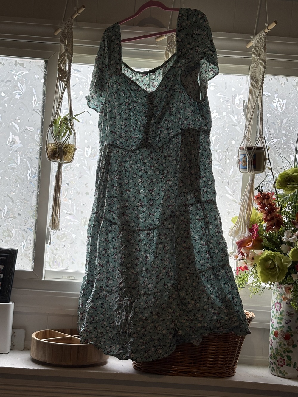 BloomChic Women's Plus Size Floral Tiered Midi Dress Green Size US 28 Boho